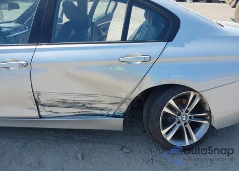 2016 BMW 328I xDrive z USA, uszkodzony, nr VIN WBA8E3G57GNU03541